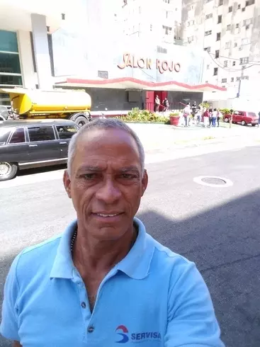 Hombre de 64 busca mujer para hacer pareja en La Habana, Cuba