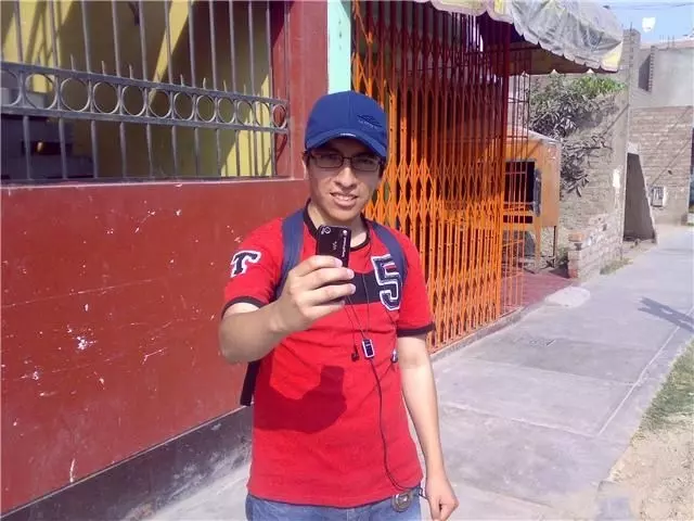 Chico de 35 busca chica para hacer pareja en LIma, Perú