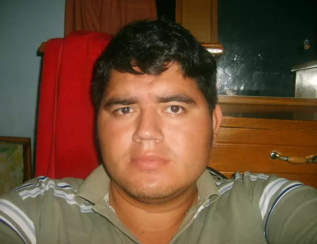 Hombre de 38 busca mujer para hacer pareja en Santa cruz, Bolivia