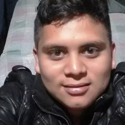 Chico de 29 busca chica para hacer pareja en Tegucigalpa, Honduras