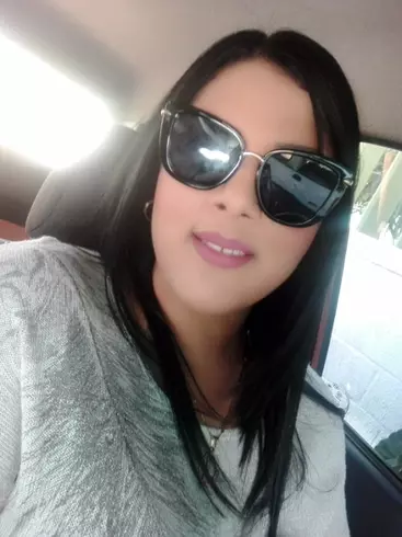 Mujer de 41 busca hombre para hacer pareja en Venezuela