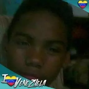 Chica de 24 busca chico para hacer pareja en Duque, Venezuela