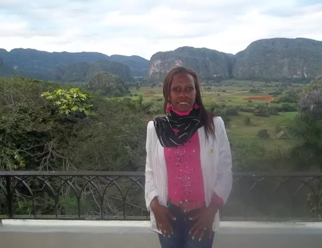 Mujer de 52 busca hombre para hacer pareja en Pinar del rio, Cuba