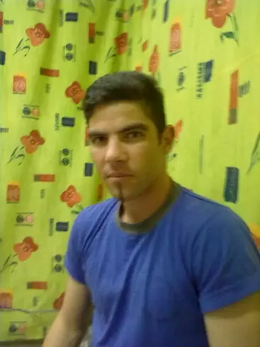 Hombre de 37 busca mujer para hacer pareja en Sti. Sptus, Cuba