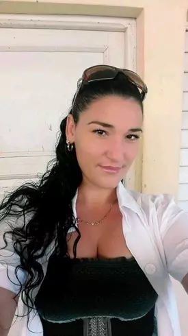 Chica de 34 busca chico para hacer pareja en Villa clara, Cuba