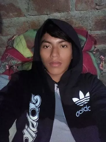 Chico de 28 busca chica para hacer pareja en Huaral, Perú