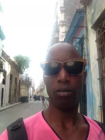 Chico de 33 busca chica para hacer pareja en La Habana, Cuba