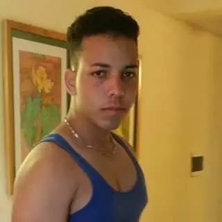 Chico de 30 busca chica para hacer pareja en Holguin, Cuba