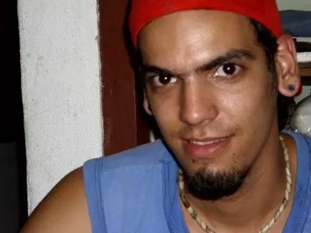Hombre de 36 busca mujer para hacer pareja en Villa clara, Cuba