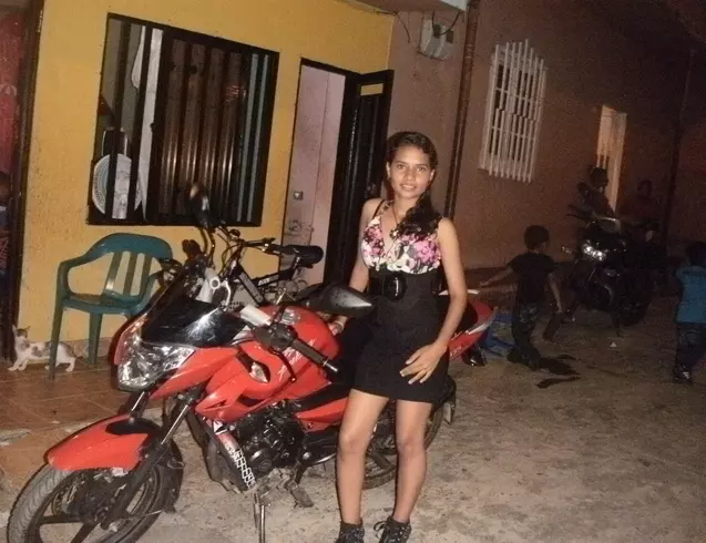 Chico de 26 busca chica para hacer pareja en Medellin, Colombia