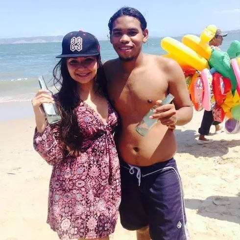 Chico de 30 busca chica para hacer pareja en Puerto la cruz, Venezuela