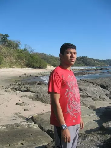 Chico de 31 busca chica para hacer pareja en San Juan Del Sur, Nicaragua