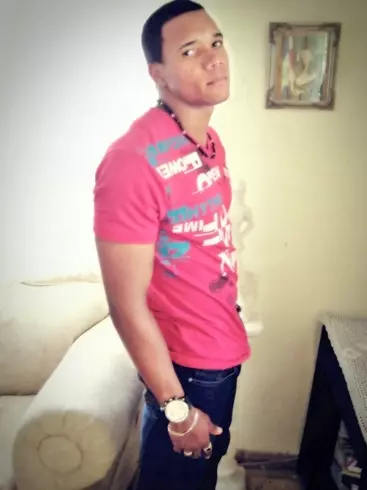 Chico de 33 busca chica para hacer pareja en Santo Domingo, República Dominicana