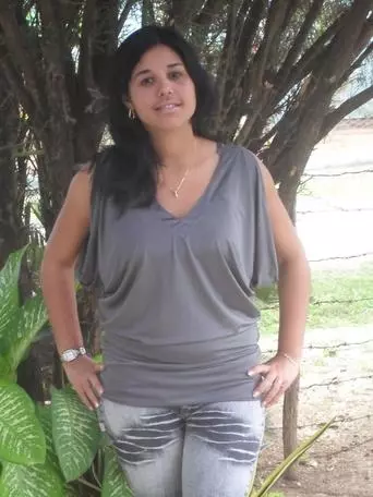 Chica de 35 busca chico para hacer pareja en La Habana, Cuba