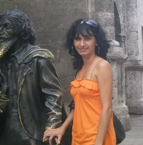 Mujer de 50 busca hombre para hacer pareja en Cuba