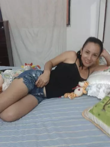 Mujer de 47 busca hombre para hacer pareja en Aguazul, Colombia