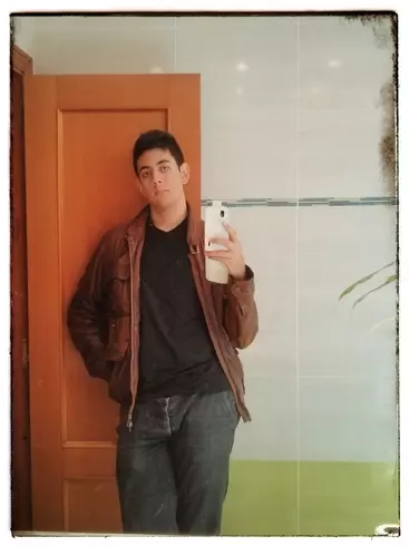 Chico de 29 busca chica para hacer pareja en Madrid, España