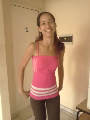 Chica de 34 busca chico para hacer pareja en La Habana, Cuba