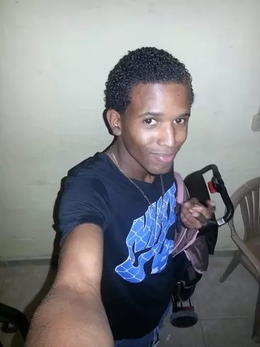 Chico de 31 busca chica para hacer pareja en Santo Domingo, República Dominicana