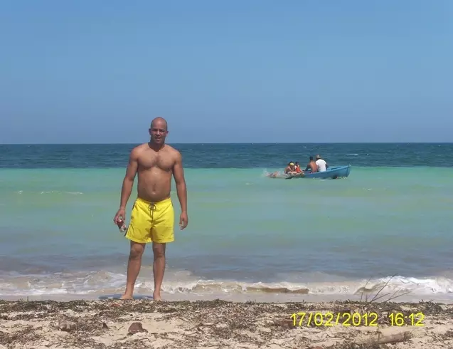 Hombre de 52 busca mujer para hacer pareja en Bayamo, Cuba