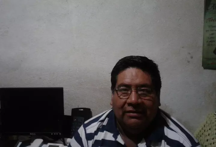 Hombre de 58 busca mujer para hacer pareja en capital, Guatemala
