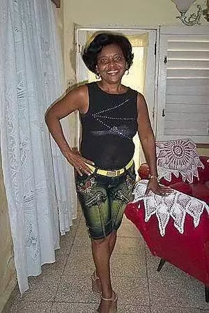 Mujer de 64 busca hombre para hacer pareja en SANTIAGO DE CUBA, Cuba