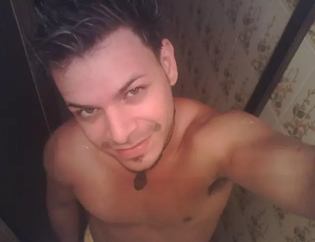 Chico de 35 busca chica para hacer pareja en Caracas, Venezuela