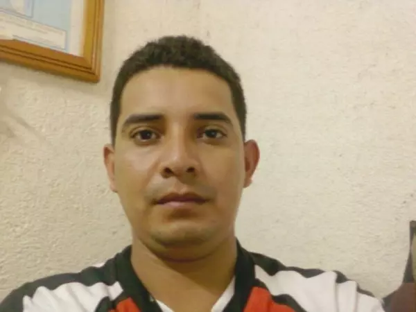 Hombre de 41 busca mujer para hacer pareja en Managua, Nicaragua