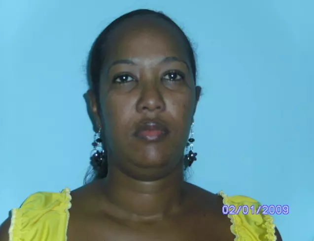 Mujer de 48 busca hombre para hacer pareja en Guantanamo, Cuba