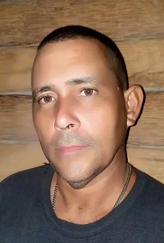 Hombre de 48 busca mujer para hacer pareja en Matanzas, Cuba