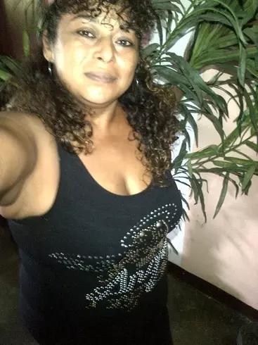 Mujer de 54 busca hombre para hacer pareja en Caracas, Venezuela