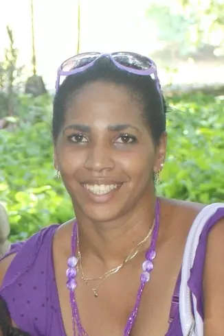 Mujer de 45 busca hombre para hacer pareja en Habana, Cuba