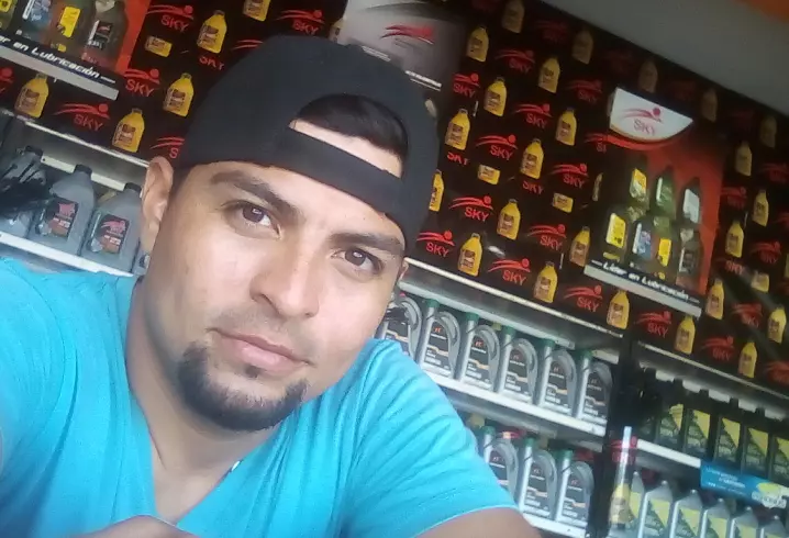 Chico de 34 busca chica para hacer pareja en Punto fijo, Venezuela
