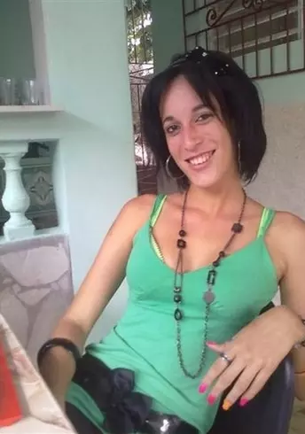 Chica de 30 busca chico para hacer pareja en SANTIAGO DE CUBA, Cuba