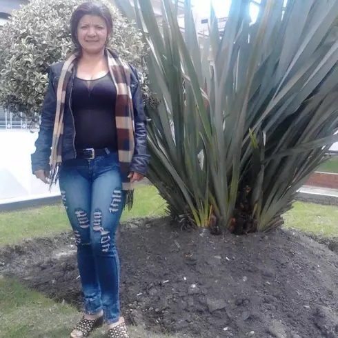 Mujer de 50 busca hombre para hacer pareja en Bogotá, Colombia