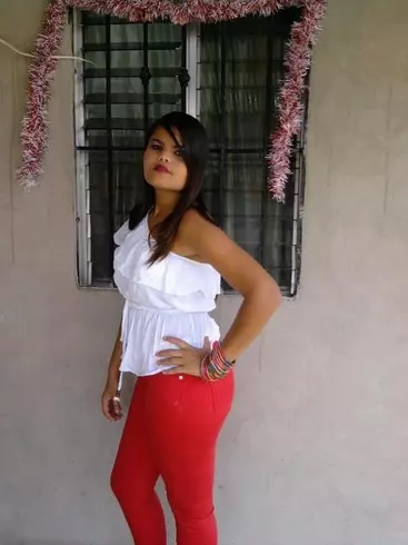 Chica de 28 busca chico para hacer pareja en Santo Domingo, República Dominicana