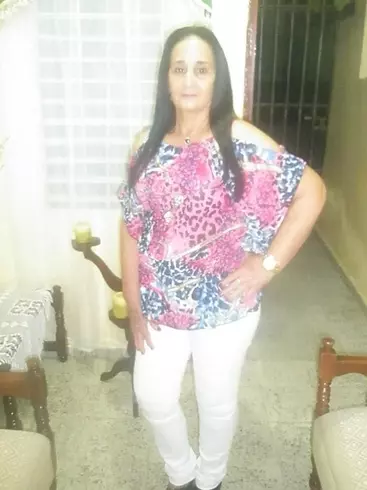 Mujer de 70 busca hombre para hacer pareja en Santiago, República Dominicana