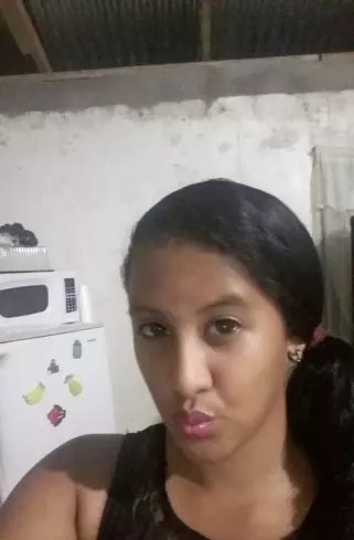 Chica de 27 busca chico para hacer pareja en Bluefields, Nicaragua