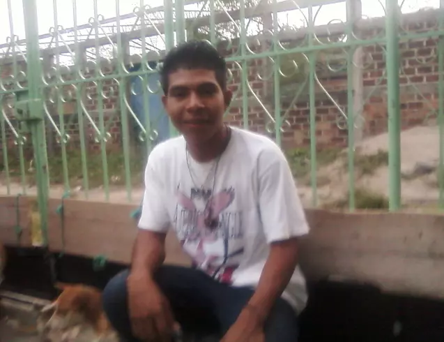 Chico de 29 busca chica para hacer pareja en Rosario La Paz El Salvador, Salvador