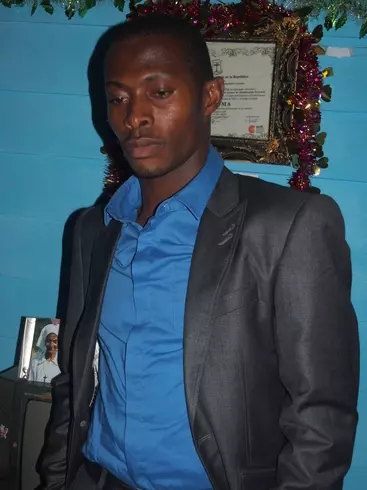 Hombre de 37 busca mujer para hacer pareja en Annobón, Guinea Ecuatorial
