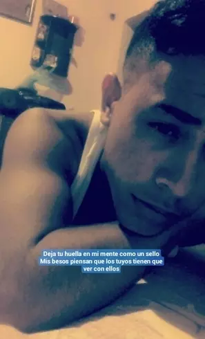 Chico de 27 busca chica para hacer pareja en Caracas, Venezuela