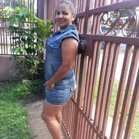 Mujer de 46 busca hombre para hacer pareja en San Pedro Sula, Honduras