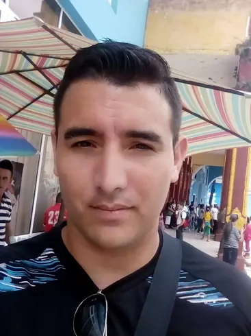 Chico de 31 busca chica para hacer pareja en Ciego De Ávila, Cuba