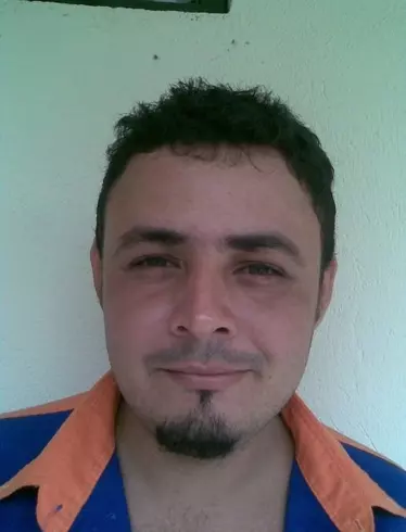 Hombre de 43 busca mujer para hacer pareja en Limon, Argentina