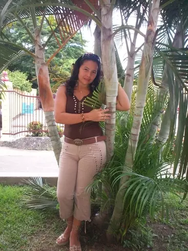 Mujer de 53 busca hombre para hacer pareja en Valencia, Venezuela