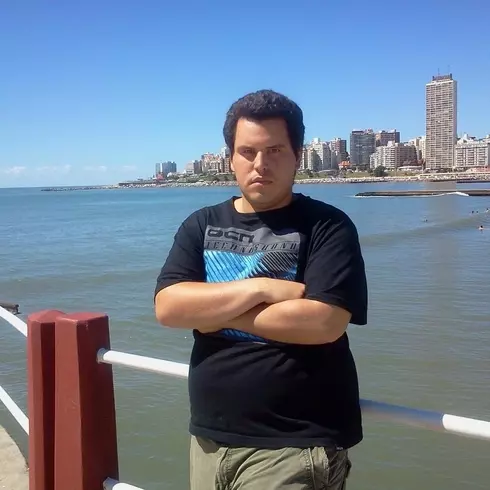 Chico de 34 busca chica para hacer pareja en BUENOS AIRES, Argentina