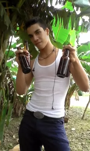 Chico de 25 busca chica para hacer pareja en SANTIAGO DE CUBA, Cuba