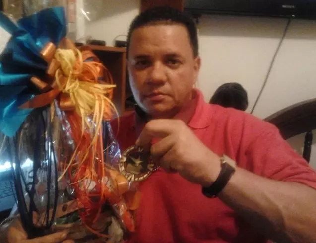 Hombre de 54 busca mujer para hacer pareja en Lares, Puerto Rico