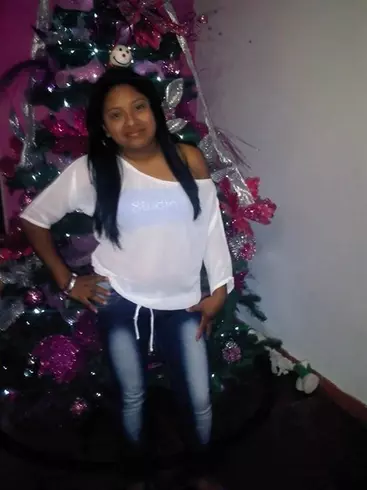 Chica de 32 busca chico para hacer pareja en Vargas, Catia La Mar, Venezuela