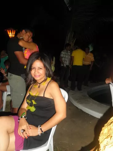 Mujer de 44 busca hombre para hacer pareja en LIma, Perú